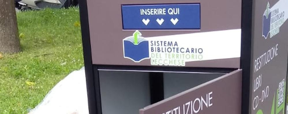 Oggiono_restituzione libri box box, Book Return